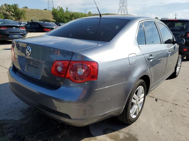 Photo 4 from auction – 2007 VOLKSWAGEN JETTA WOLF with VIN 3VWEF71K47M170895