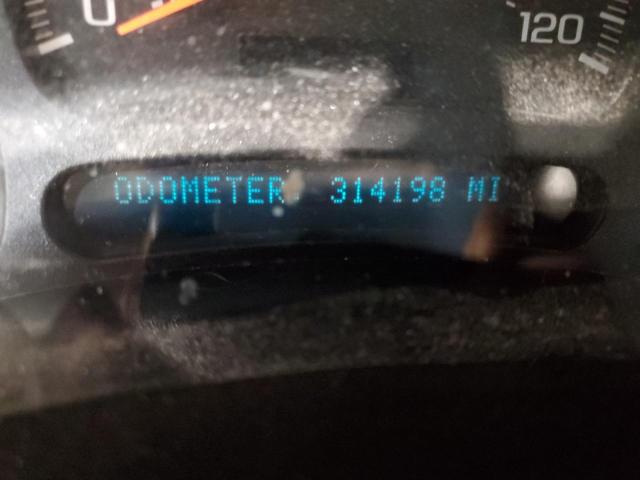 Photo 8 from auction – 2005 CHEVROLET SILVERADO with VIN 1GBHC24U05E286708