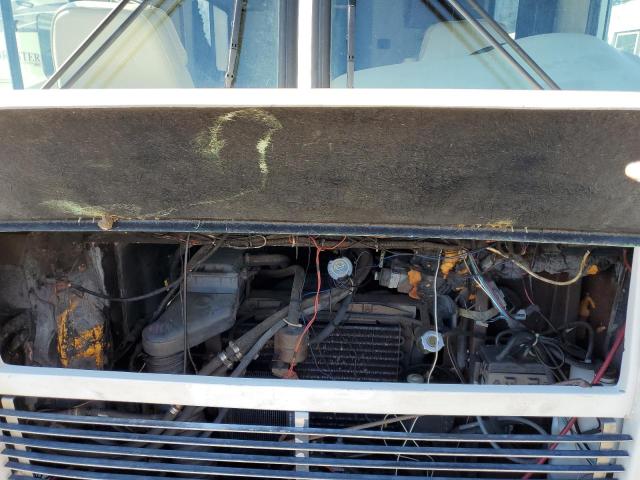 Photo 7 from auction – 1996 FORD MOTORHOME with VIN 3FCLF53G7SJA13976