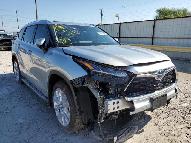 TOYOTA HIGHLANDER 2022 with VIN 5TDXBRCH1NS543263 - Photo from auction