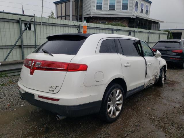 Photo 4 from auction – 2011 LINCOLN MKT with VIN 2LMHJ5AR9BBJ51558