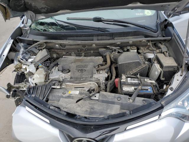 Photo 7 from auction – 2017 TOYOTA RAV4 LE with VIN 2T3BFREV9HW669794