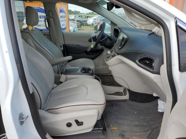 Photo 5 from auction – 2017 CHRYSLER PACIFICA L with VIN 2C4RC1GGXHR529755