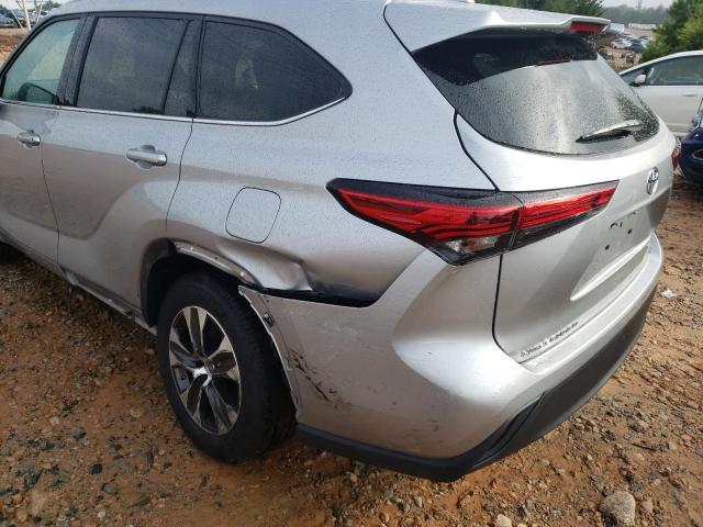 Photo 9 from auction – 2022 TOYOTA HIGHLANDER with VIN 5TDGZRAH8NS102308