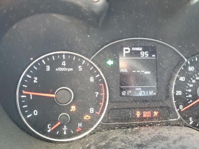 Photo 8 from auction – 2017 KIA FORTE LX with VIN 3KPFK4A74HE040625