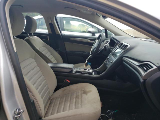 Photo 5 from auction – 2019 FORD FUSION S with VIN 3FA6P0G76KR159879