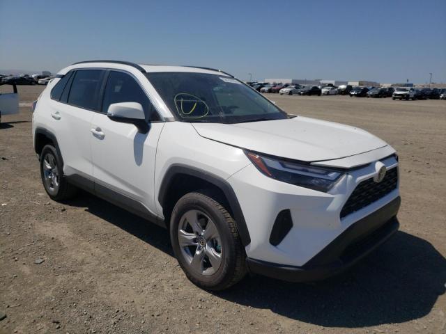TOYOTA RAV4 XLE 2022 with VIN 2T3W1RFVXNC191123 - Photo from auction
