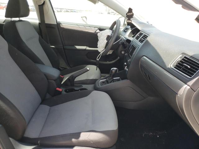 Photo 5 from auction – 2018 VOLKSWAGEN JETTA S with VIN 3VW2B7AJ2JM254467