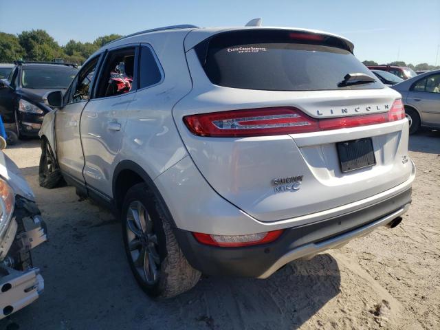 Photo 3 from auction – 2016 LINCOLN MKC SELECT with VIN 5LMCJ2C94GUJ21268