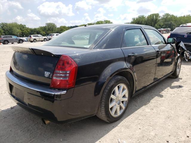 Photo 4 from auction – 2007 CHRYSLER 300C with VIN 2C3KA63H47H833708
