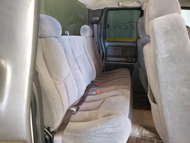 Photo 6 from auction – 2004 CHEVROLET SILVERADO with VIN 2GCEC19V041106878