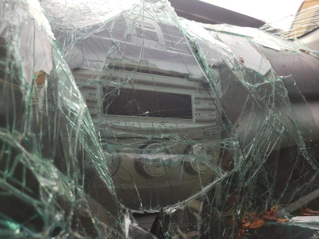 Photo 9 from auction – 2011 TOYOTA CAMRY BASE with VIN 4T1BF3EK4BU725787