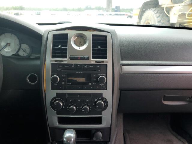 Photo 9 from auction – 2010 CHRYSLER 300 TOURIN with VIN 2C3CA5CVXAH206538