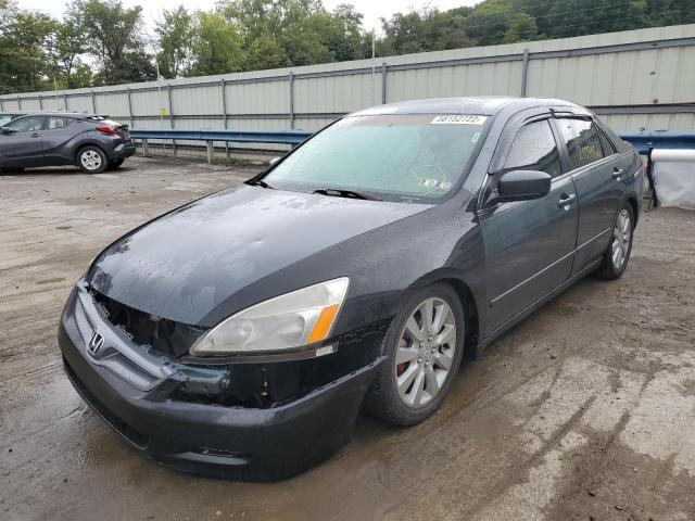 Photo 2 from auction – 2004 HONDA ACCORD with VIN 1HGCM55494A057597