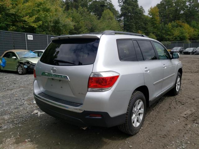 Photo 4 from auction – 2013 TOYOTA HIGHLANDER with VIN 5TDBK3EH4DS262402