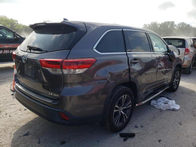 Photo 4 from auction – 2018 TOYOTA HIGHLANDER with VIN 5TDBZRFH5JS801540