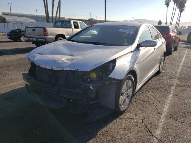 Photo 2 from auction – 2012 HYUNDAI SONATA HYB with VIN KMHEC4A40CA033645