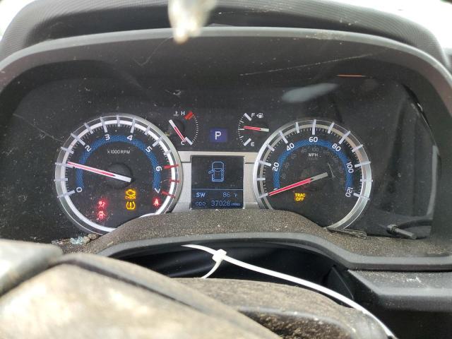 Photo 8 from auction – 2019 TOYOTA 4RUNNER SR with VIN JTEZU5JR9K5211740