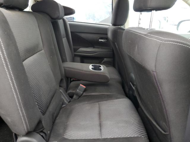 Photo 6 from auction – 2016 MITSUBISHI OUTLANDER with VIN JA4AD3A30GZ000471