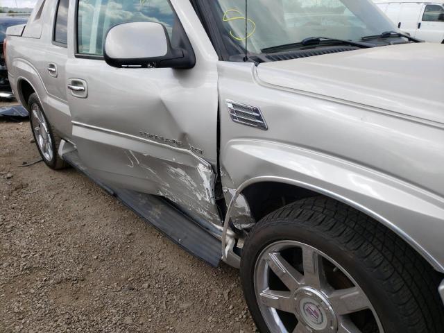 Photo 9 from auction – 2004 CADILLAC ESCALADE E with VIN 3GYEK62N64G257512