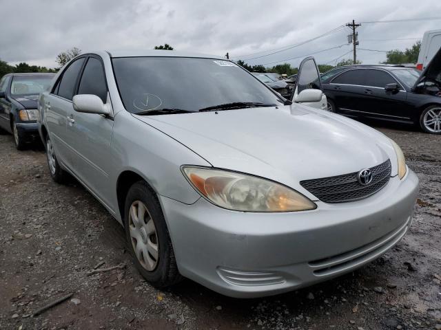 TOYOTA CAMRY LE 2002 with VIN 4T1BE32K32U618219 - Photo from auction