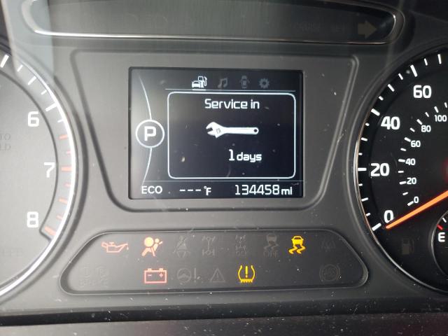 Photo 8 from auction – 2016 KIA SORENTO LX with VIN 5XYPG4A35GG137899