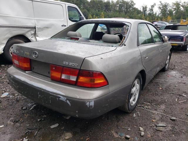 Photo 4 from auction – 1999 LEXUS ES 300 with VIN JT8BF28G8X0146627
