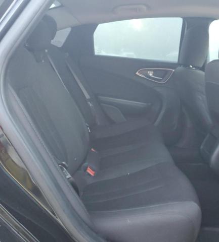 Photo 6 from auction – 2015 CHRYSLER 200 LIMITE with VIN 1C3CCCAB1FN725645