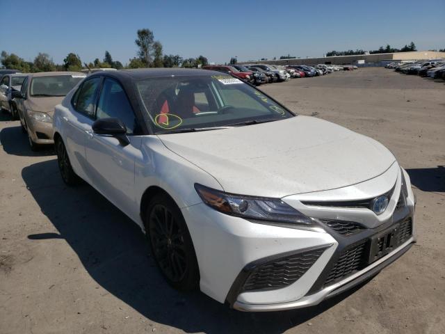 TOYOTA CAMRY XSE 2022 with VIN 4T1K31AK8NU033295 - Photo from auction