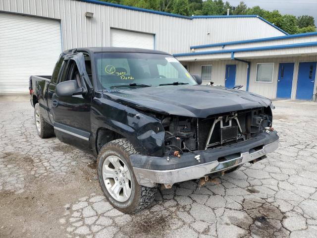 CHEVROLET SILVERADO 2003 with VIN 1GCEK19T93E236978 - Photo from auction