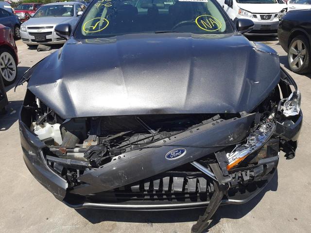 Photo 9 from auction – 2017 FORD FUSION SE with VIN 3FA6P0HD4HR176242