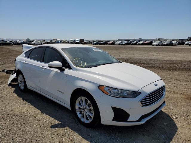FORD FUSION SE 2019 with VIN 3FA6P0LU9KR225286 - Photo from auction