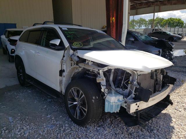 TOYOTA HIGHLANDER 2019 with VIN 5TDZARFH5KS057168 - Photo from auction