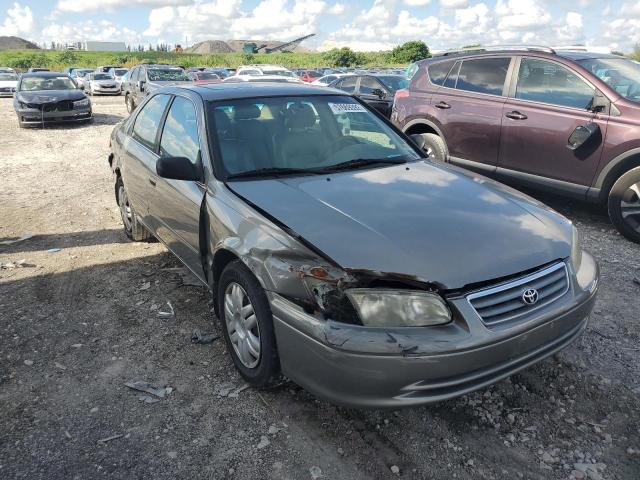 TOYOTA CAMRY CE 2000 with VIN JT2BG22K2Y0462837 - Photo from auction