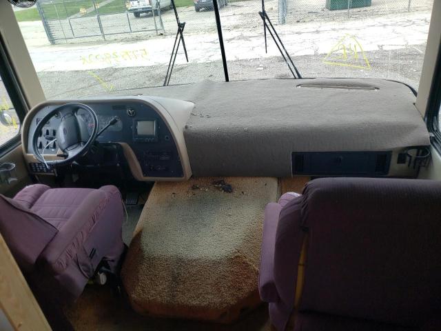 Photo 5 from auction – 1999 GEOR LANDAU with VIN 3FCMF53S6XJA13628