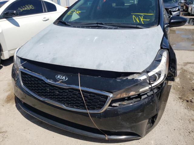 Photo 9 from auction – 2017 KIA FORTE LX with VIN 3KPFK4A74HE086178