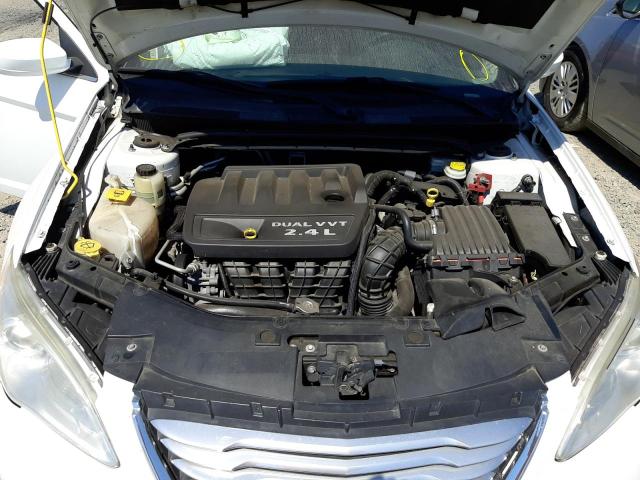 Photo 7 from auction – 2012 CHRYSLER 200 LX with VIN 1C3CCBAB7CN167144