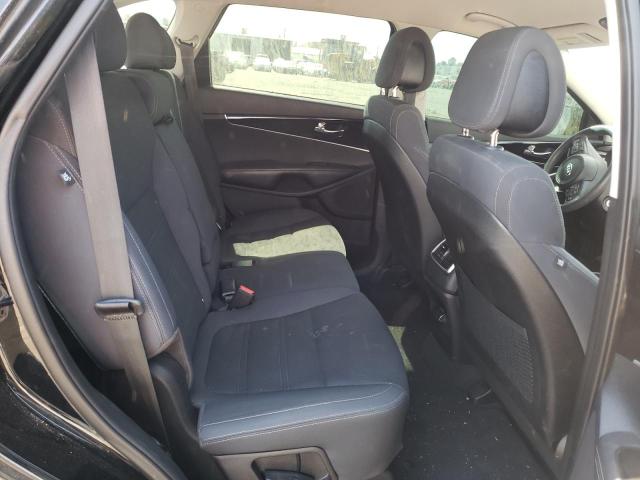 Photo 6 from auction – 2016 KIA SORENTO LX with VIN 5XYPG4A39GG106039