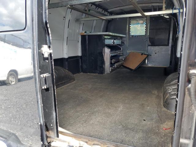 Photo 6 from auction – 2005 GMC SAVANA with VIN 1GTFG29T851112092
