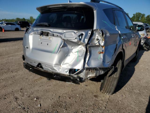 Photo 9 from auction – 2017 TOYOTA RAV4 LE with VIN 2T3ZFREV7HW357603