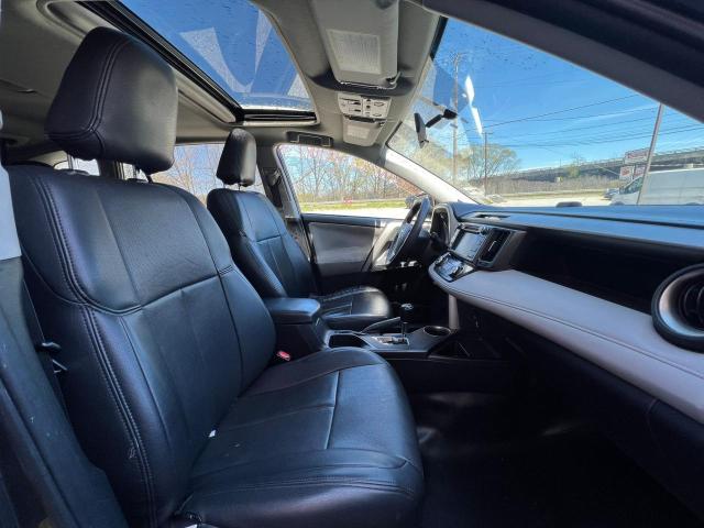Photo 5 from auction – 2015 TOYOTA RAV4 XLE with VIN 2T3WFREV2FW175565
