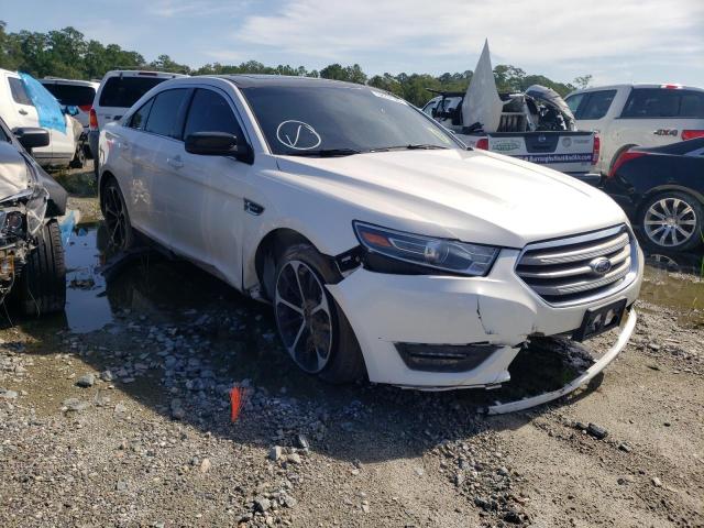 FORD TAURUS SEL 2015 with VIN 1FAHP2E81FG113602 - Photo from auction