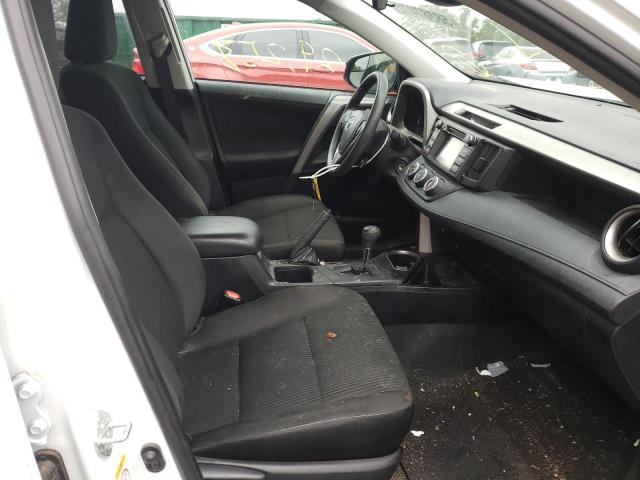 Photo 5 from auction – 2018 TOYOTA RAV4 LE with VIN 2T3ZFREV5JW512557