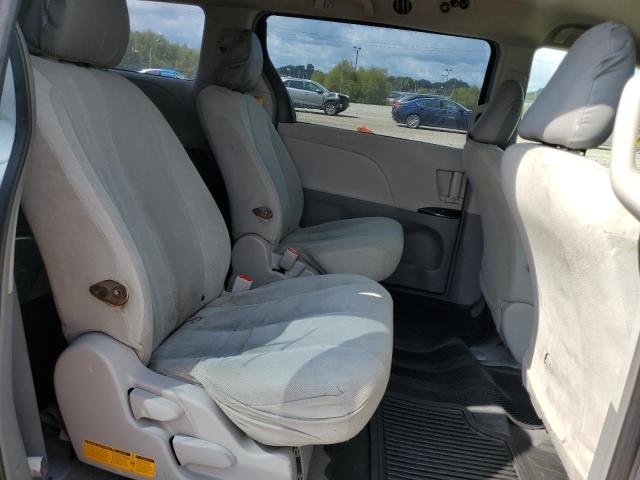 Photo 6 from auction – 2011 TOYOTA SIENNA BAS with VIN 5TDKA3DC4BS001664