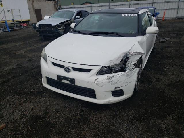 Photo 9 from auction – 2012 TOYOTA SCION TC with VIN JTKJF5C75C3035878