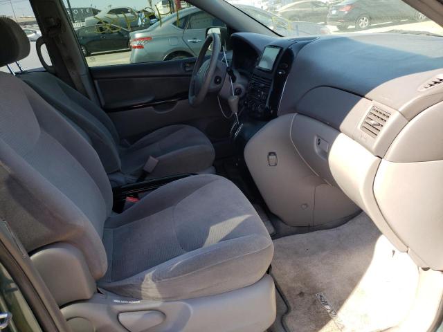 Photo 5 from auction – 2004 TOYOTA SIENNA LE with VIN 5TDBA23C14S001944