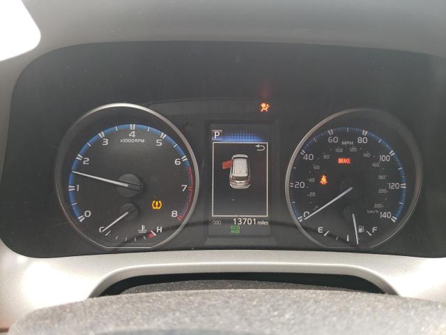 Photo 8 from auction – 2018 TOYOTA RAV4 LE with VIN 2T3BFREV9JW843577
