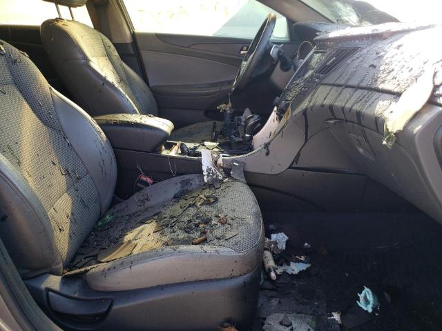 Photo 5 from auction – 2012 HYUNDAI SONATA SE with VIN 5NPEC4ABXCH467860