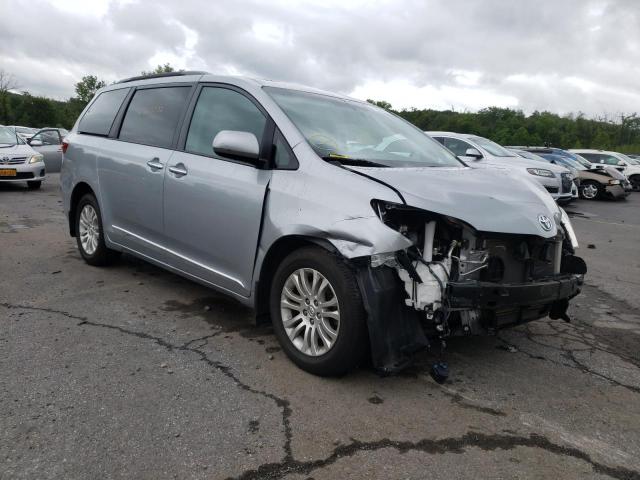 TOYOTA SIENNA XLE 2017 with VIN 5TDYZ3DC2HS817770 - Photo from auction