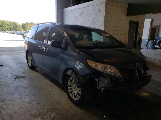 TOYOTA SIENNA XLE 2013 with VIN 5TDYK3DC8DS389296 - Photo from auction